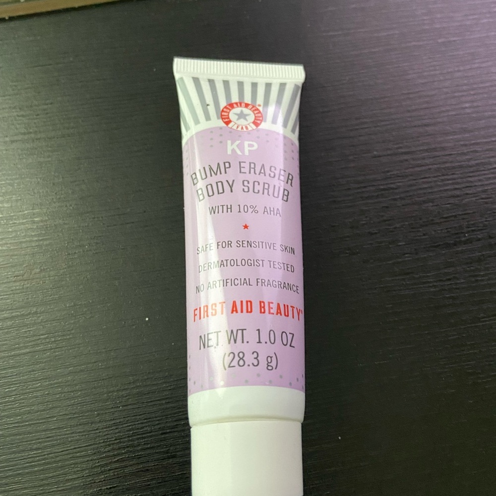 First Aid Beauty - Bump Eraser Body Scrub (1.0 oz) - perfect size for travel
